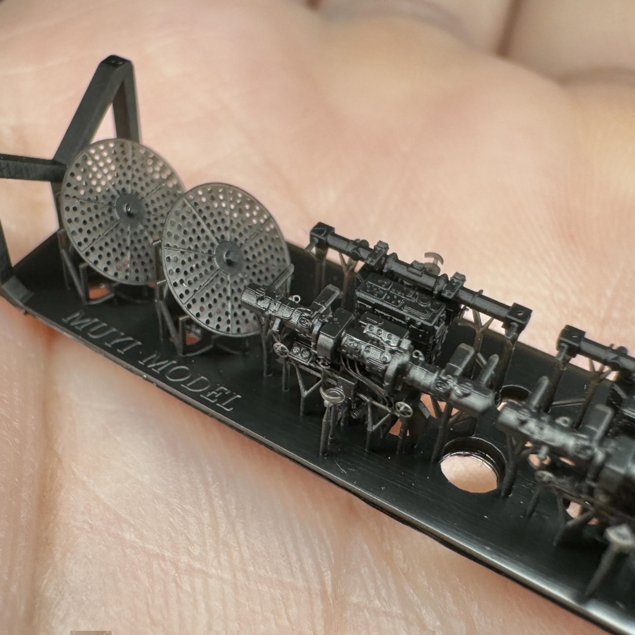 MUYI MODEL STUDIO 1/350 G35001 - Model Kit Studio review and price