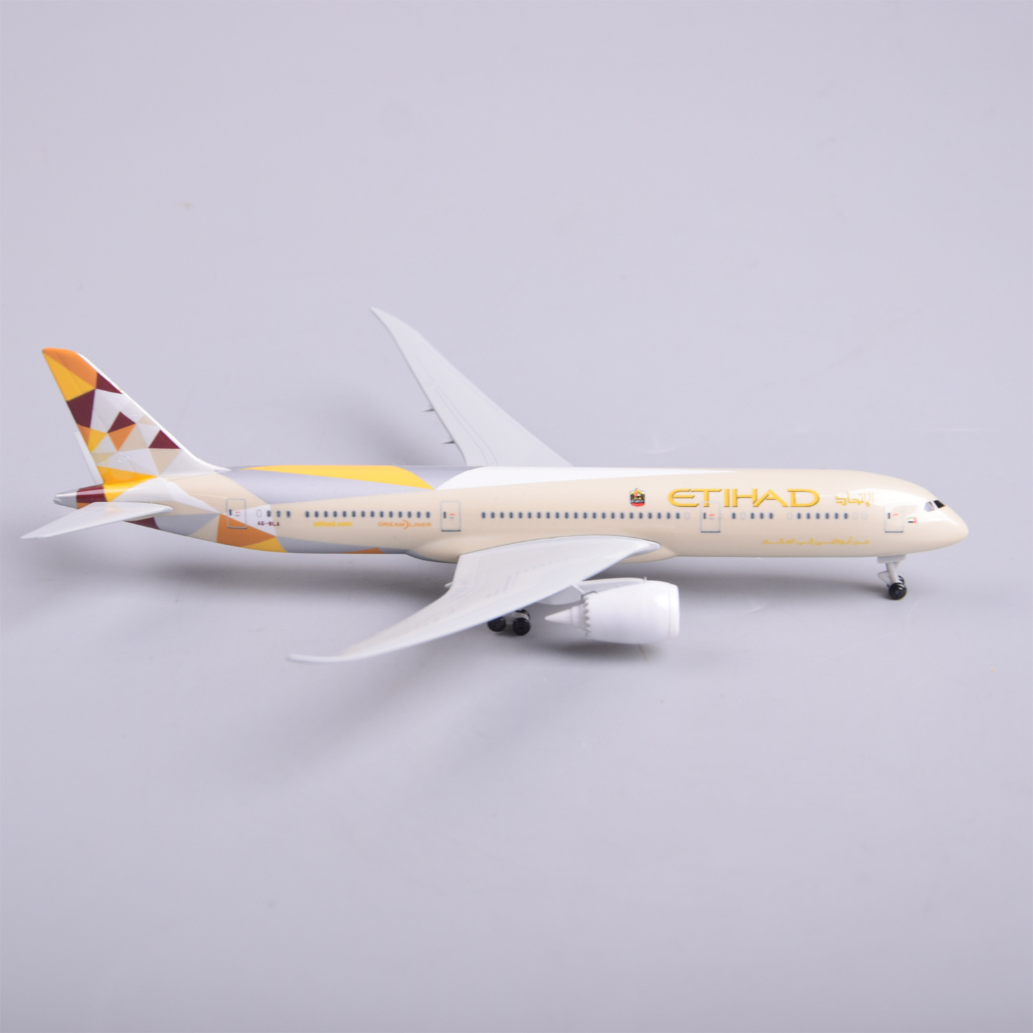1/300 Scale 20cm Etihad B787 D - Model Kit Store review and price