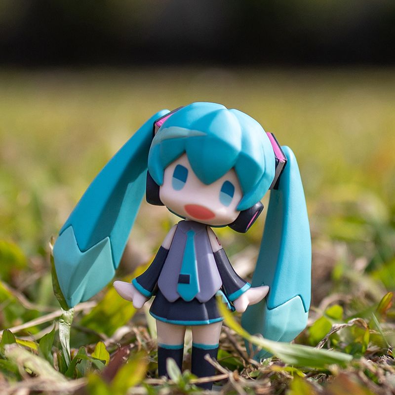 Miku Anime Figure & Building B - Model Kit Japanese review and price