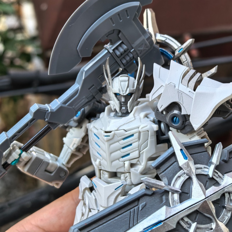 Achai Studio Transformation Pr - Model Kit Studio review and price